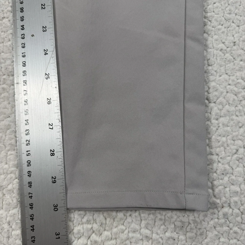 Vuori Cascade Tech Chino Pants Men's 32 (Actual 33x30) Golf Athleisure Athletic